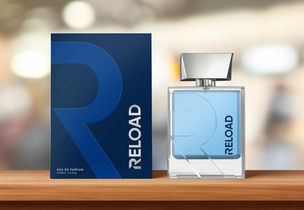 Reload Perfume eau de parfum with Box to the left
